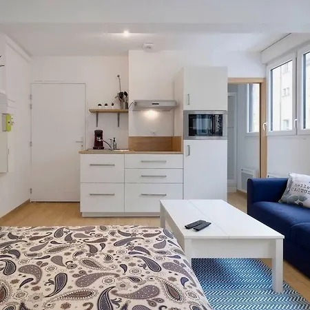 Studio Neuf- Coeur Du Centre Ville *